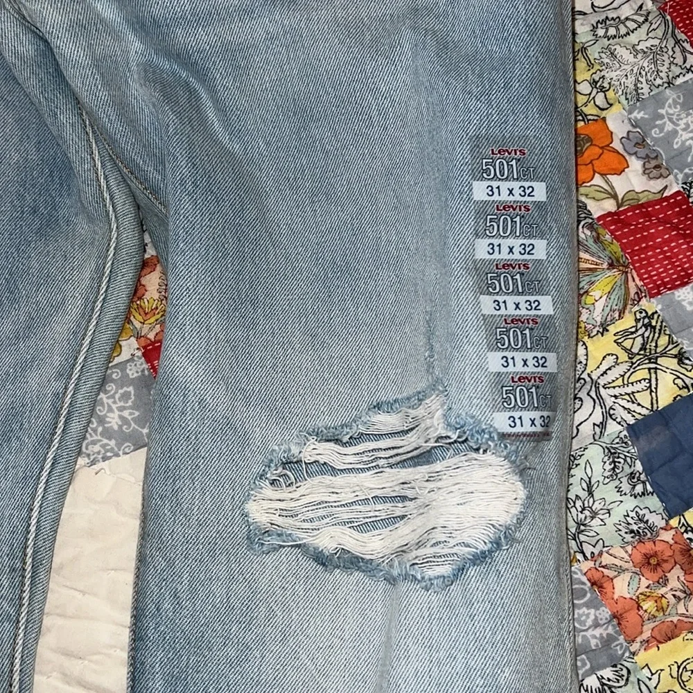 Levi’s NWT 501 CT 31” x 32” jeans